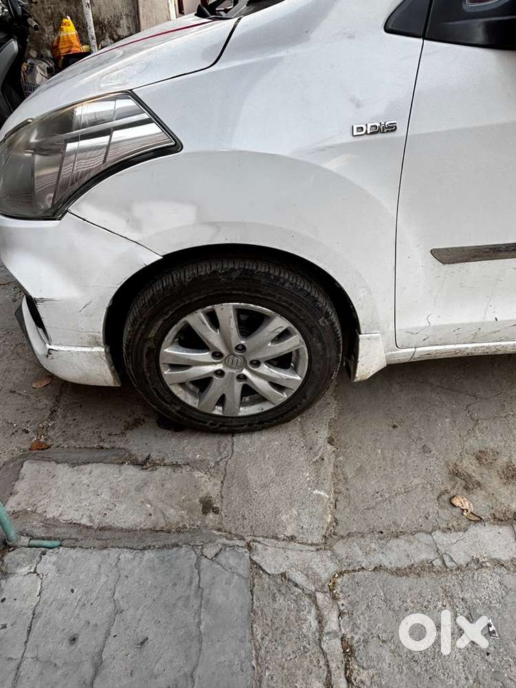 Maruti Suzuki Ertiga 2017 Diesel Well Maintained Top Model