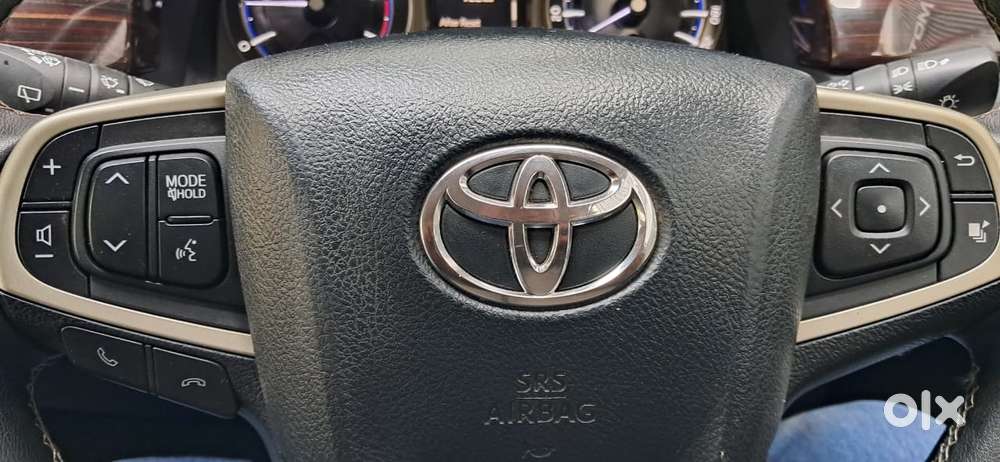 Toyota Innova Crysta 2.4 V, 2018, Diesel