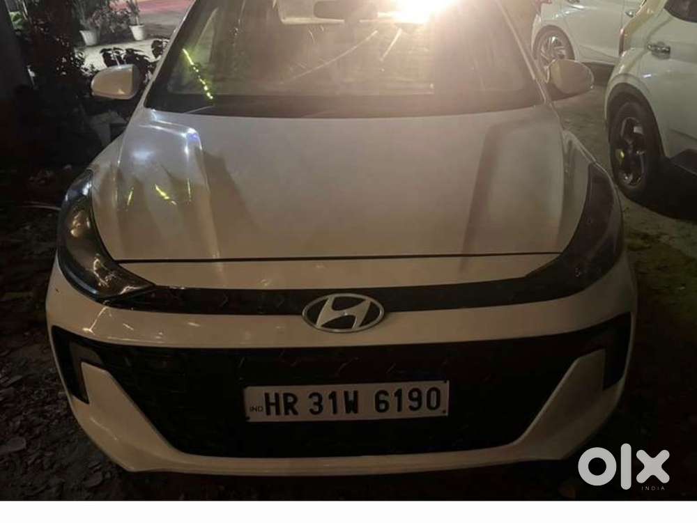 Hyundai Aura Cng & Hybrids 145000 Km Driven