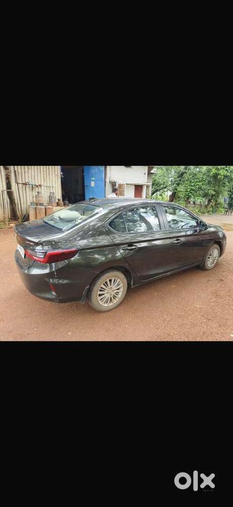 Honda City Zx 2022 Petrol Well Maintained