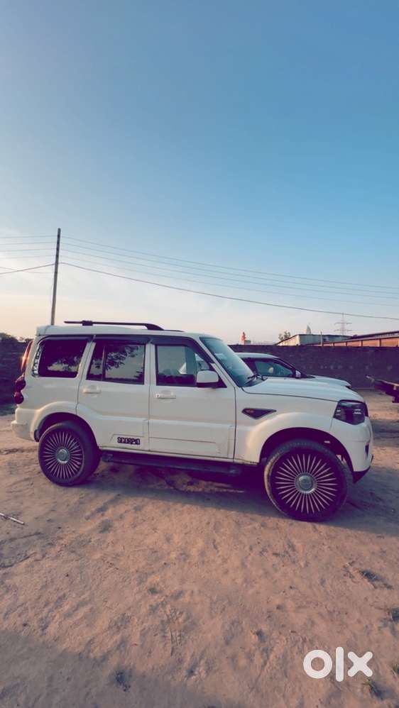 Mahindra Scorpio Classic 2016 Diesel