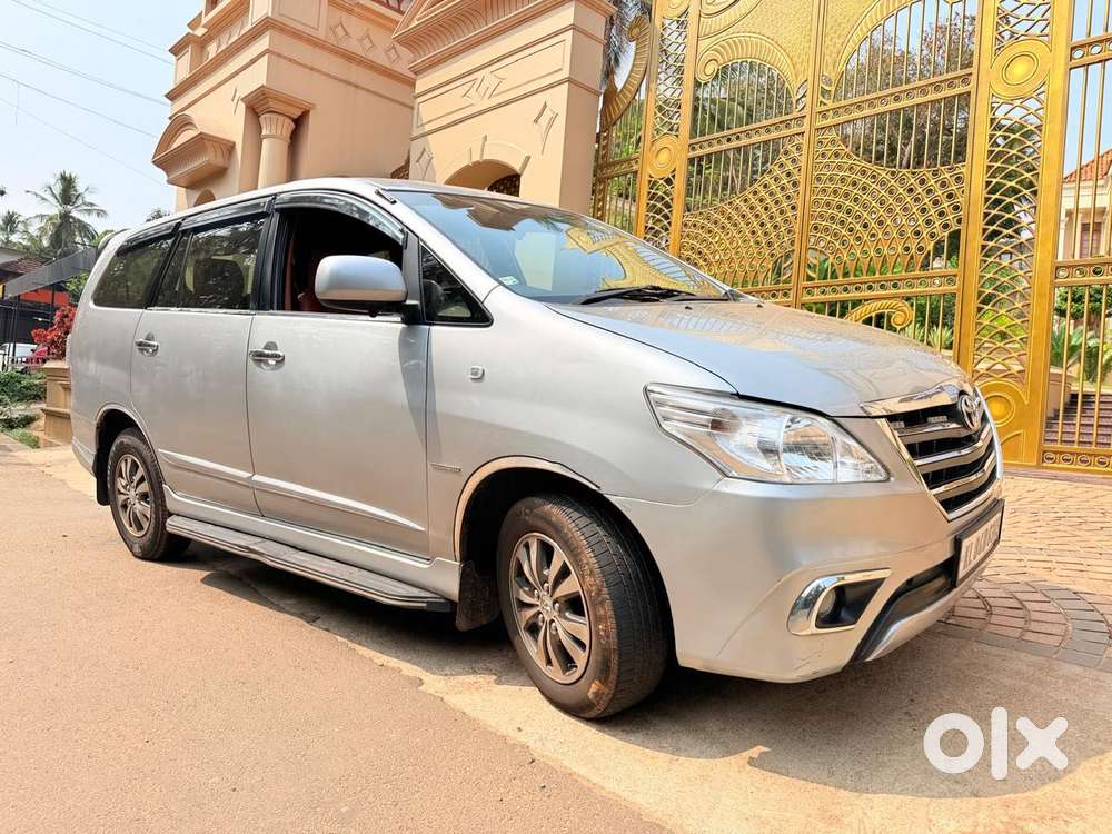 Toyota Innova 2.5 Gx 8 Seater Limited Edition, 2016, Diesel