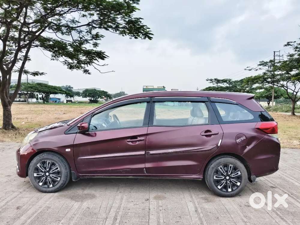 Honda Mobilio 2015 Petrol Car