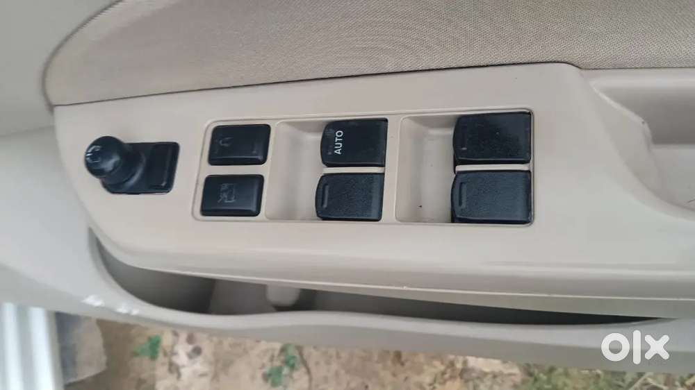 Maruti Suzuki Dzire 17 Year