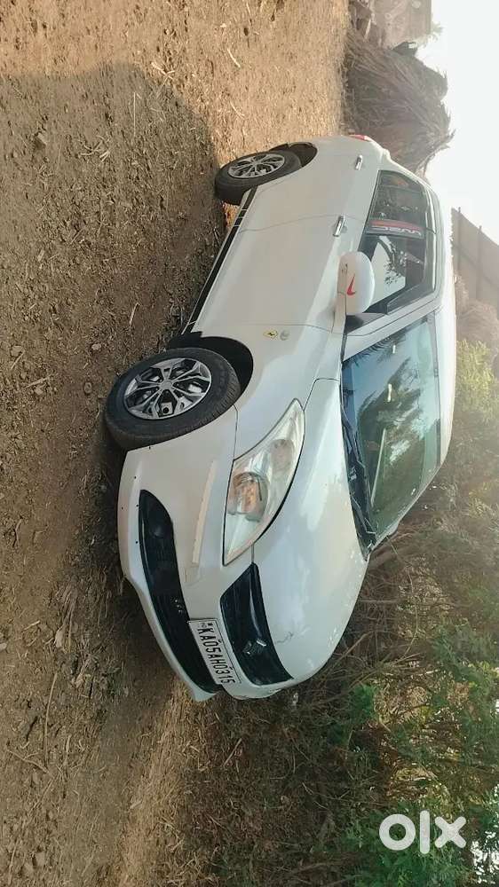Maruti Suzuki Swift Dzire 2017 Diesel Well Maintained