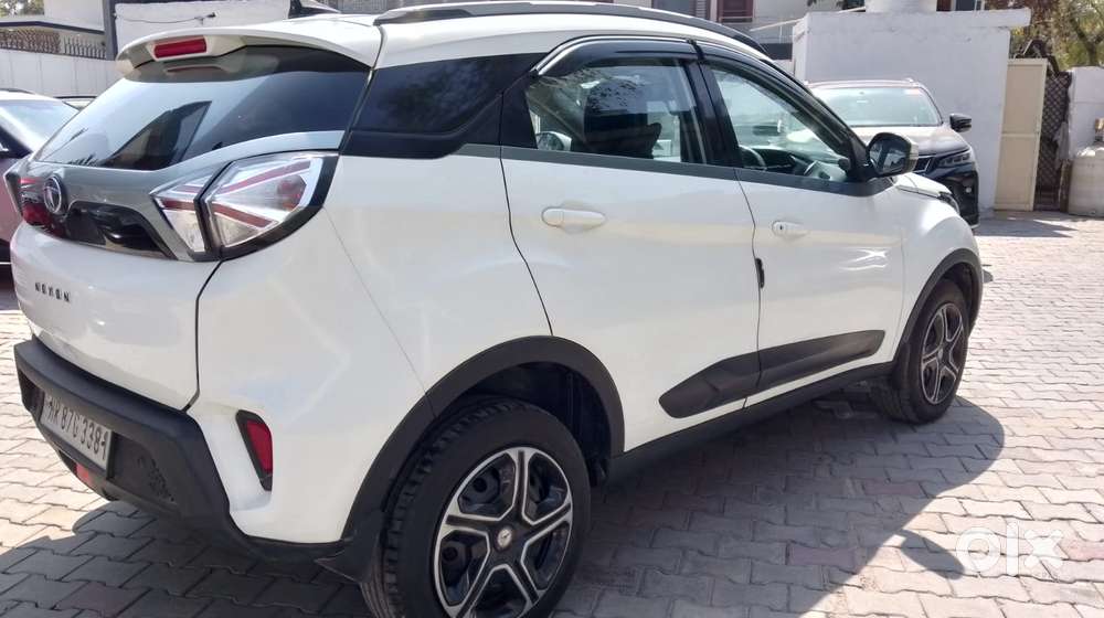 Tata Nexon 1.2 Revotron Xm (s), 2021, Petrol