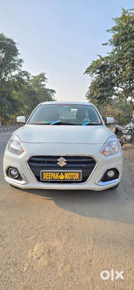 Maruti Suzuki Dzire 1.2 Vxi, 2023, Petrol