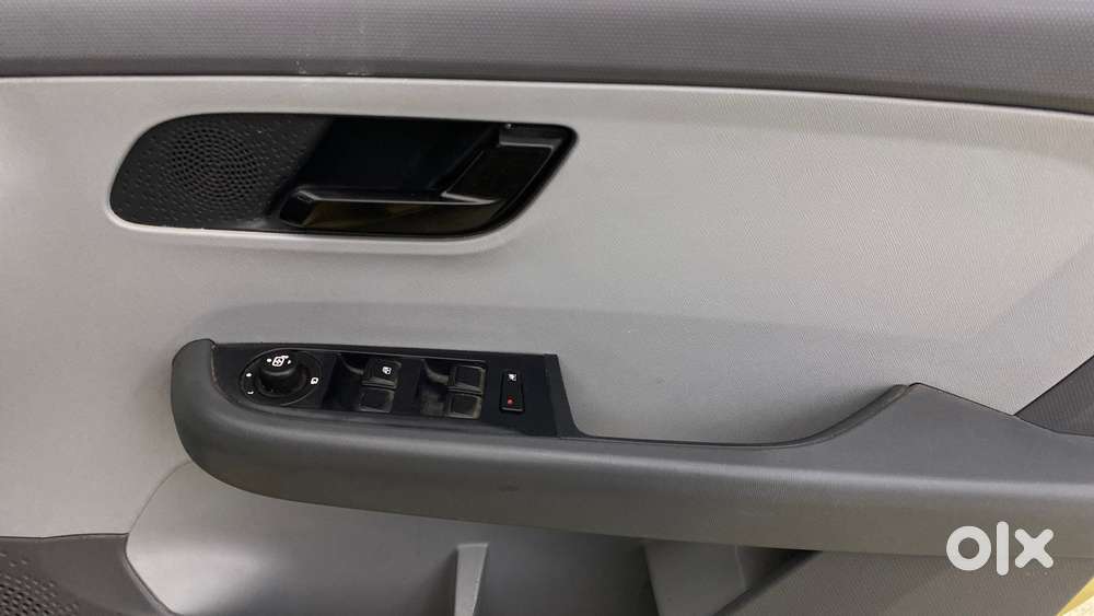 Tata Altroz 1.2 Xt, 2020, Petrol