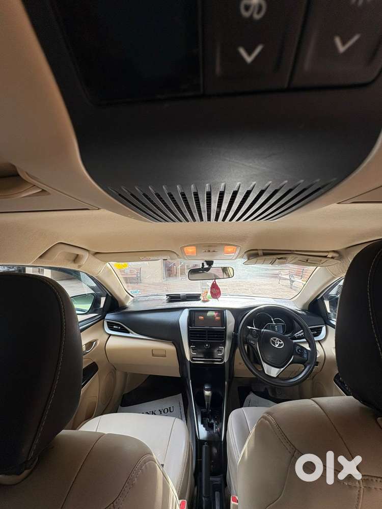 Toyota Yaris G Cvt, 2021, Petrol
