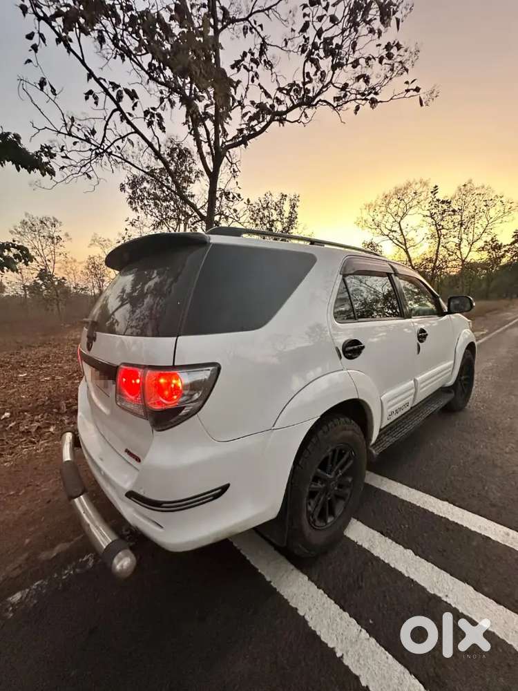 Toyota Fortuner 3.0 2013