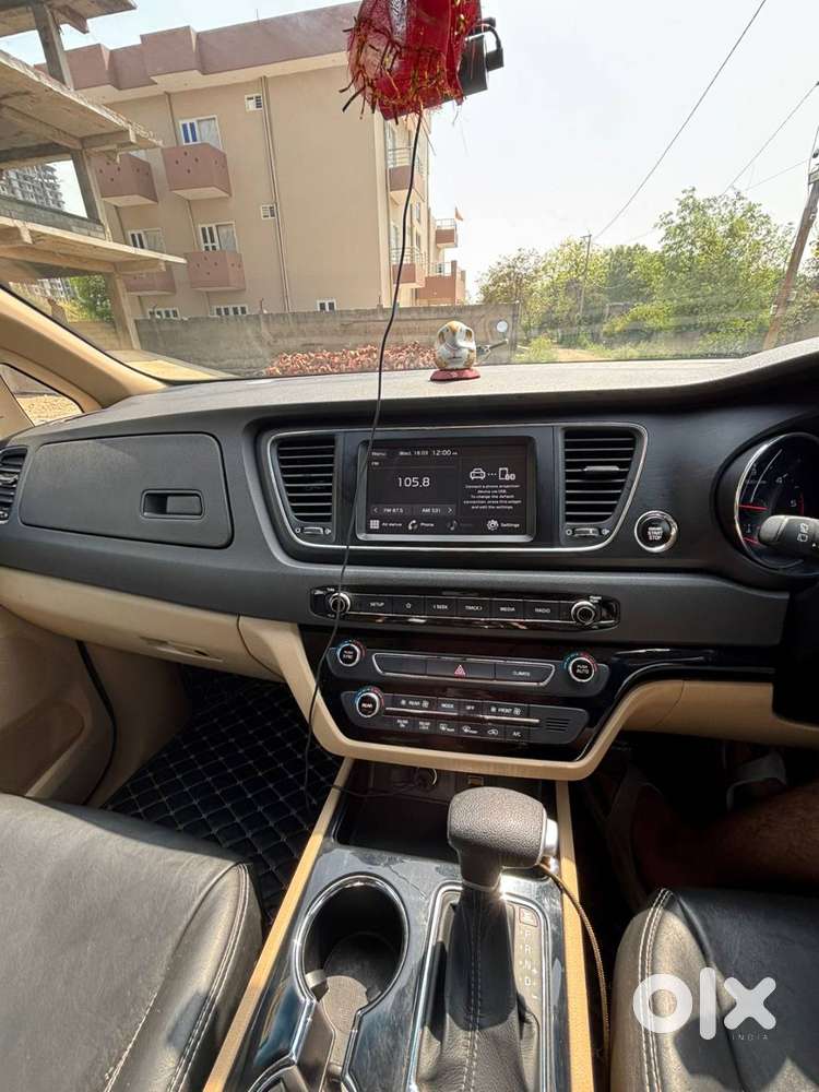 Kia Carnival Premium 2021