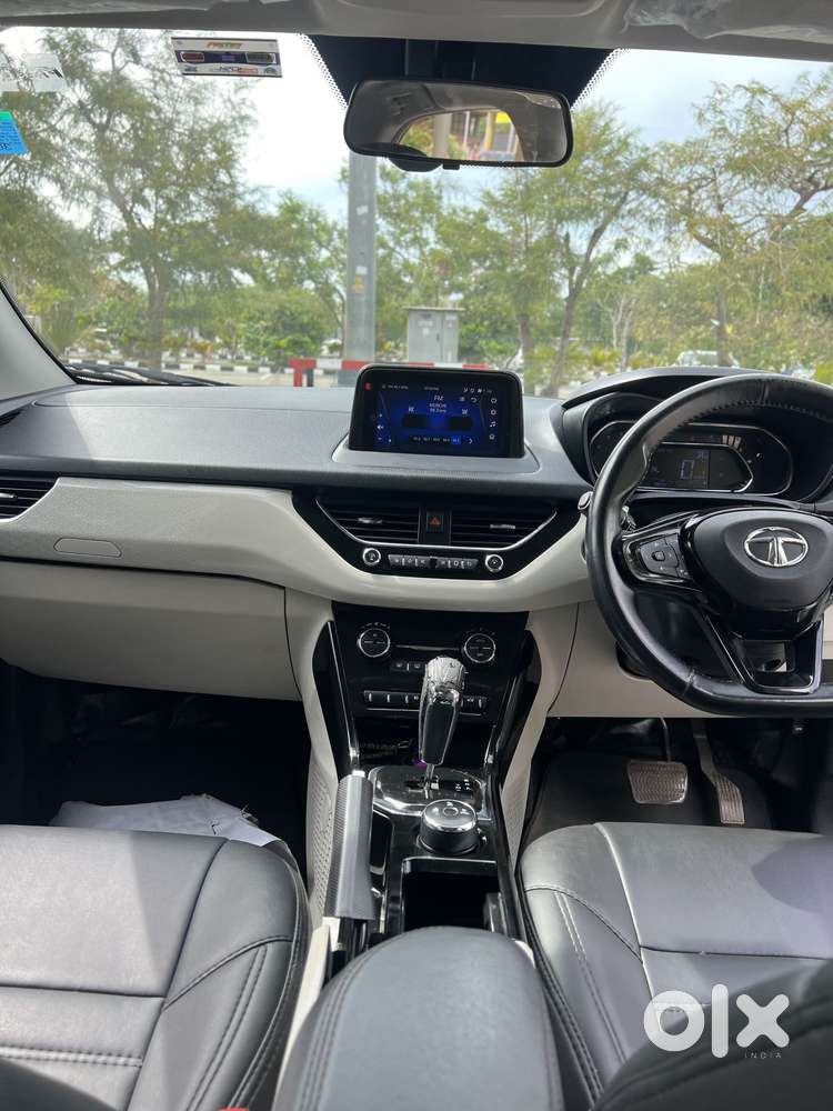 Tata Nexon 1.2 Revotron Xza Plus, 2020, Petrol