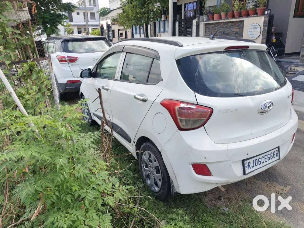 Hyundai Grand I10 Sportz 2016