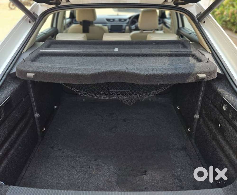 Skoda Superb Lk 1.8 Tsi At, 2017, Petrol