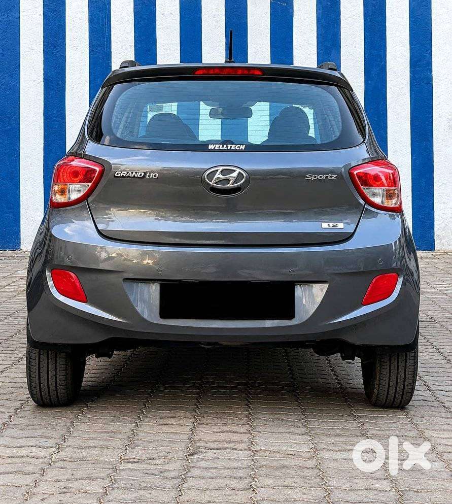 Hyundai Grand I10 Sportz, 2016, Petrol