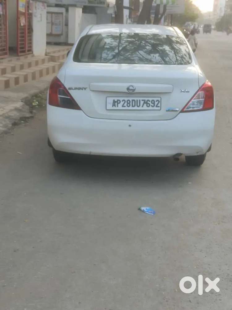 Nissan Sunny 2013 Diesel 170000 Km Driven
