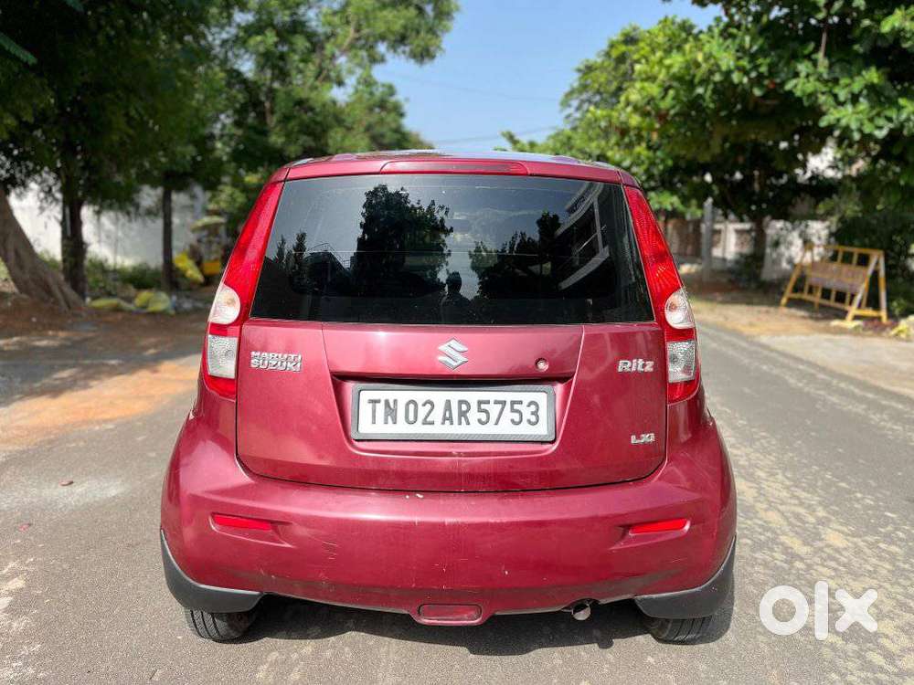 Maruti Suzuki Ritz Lxi, 2011, Petrol