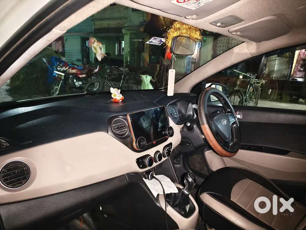 Hyundai Grand I10 2015 Diesel 95000 Km Driven