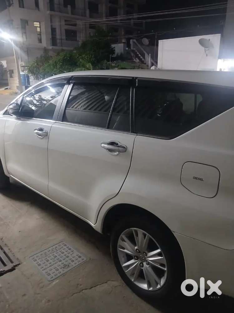 Toyota Innova Crysta 2.8 2018