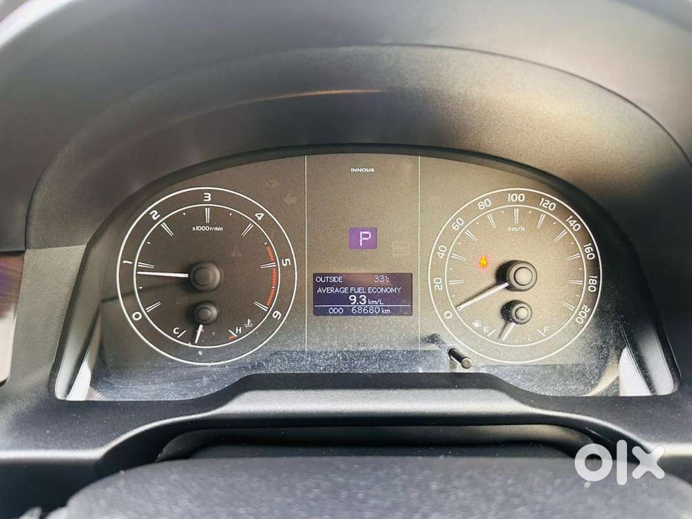 Toyota Innova Crysta [2020-ongoing] 2.4 Gx 8 Str, 2021, Diesel