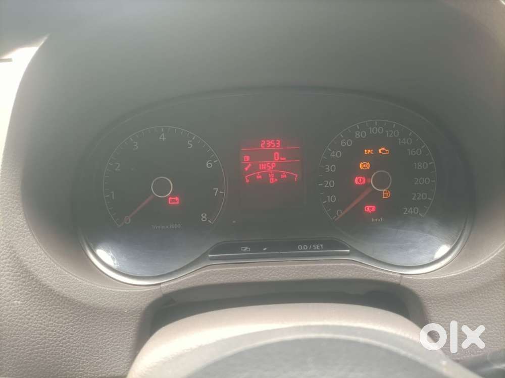 Volkswagen Vento Petrol Highline, 2011, Petrol