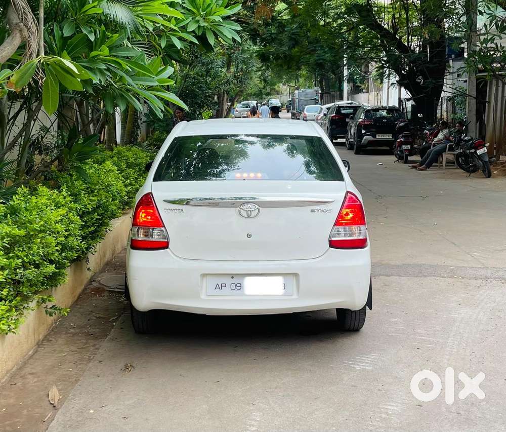 Toyota Etios G, 2011, Petrol