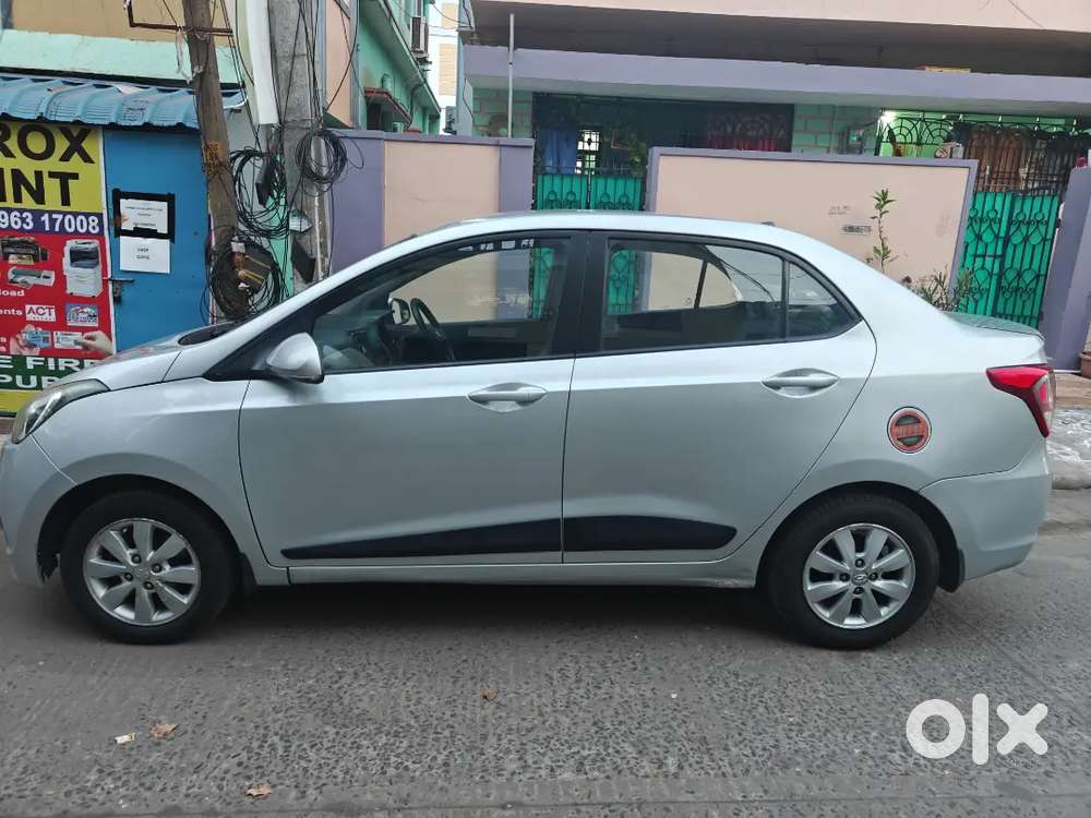 Hyundai Xcent 2015 Diesel 130000 Km Driven Well Maintained