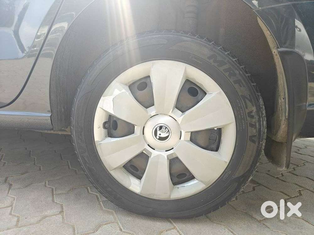 Skoda Rapid 1.0 Tsi Active, 2020, Petrol