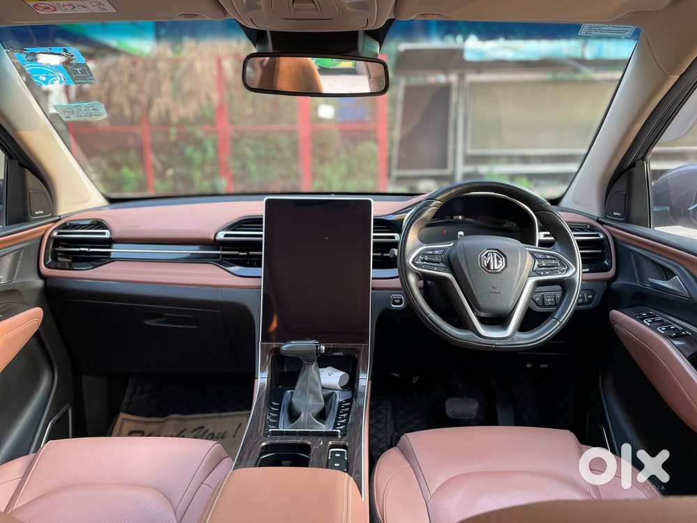 Mg Hector Plus Savvy Pro 1.5 Turbo Petrol Cvt 7 Str, 2024, Petrol