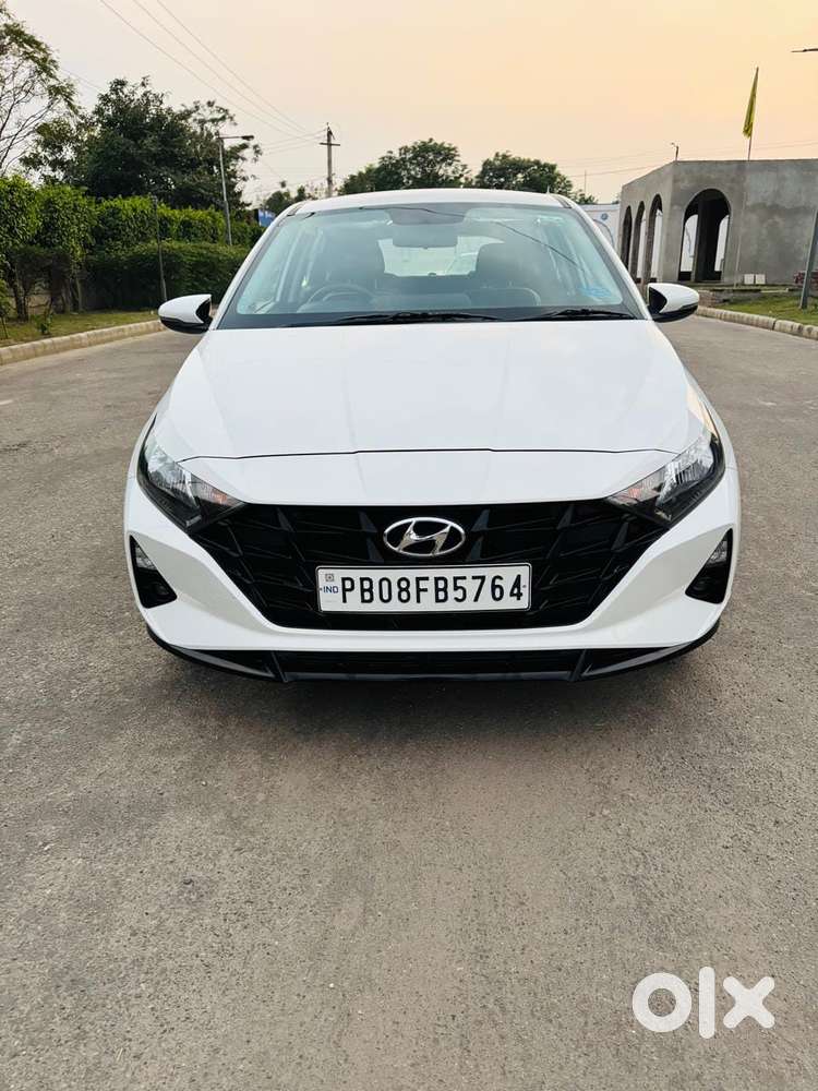 Hyundai I20 Asta 1.4 Automatic (o) With Sunroof, 2023, Petrol