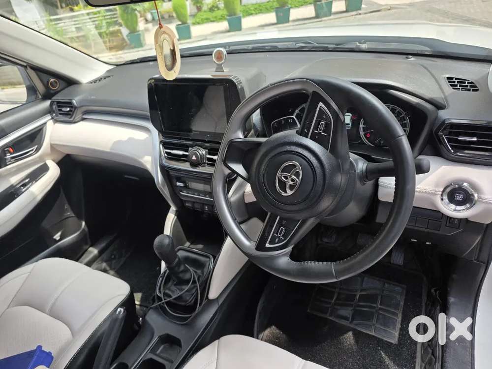 Toyota Urban Cruiser 1.5 Neo Drive 2026 Manual