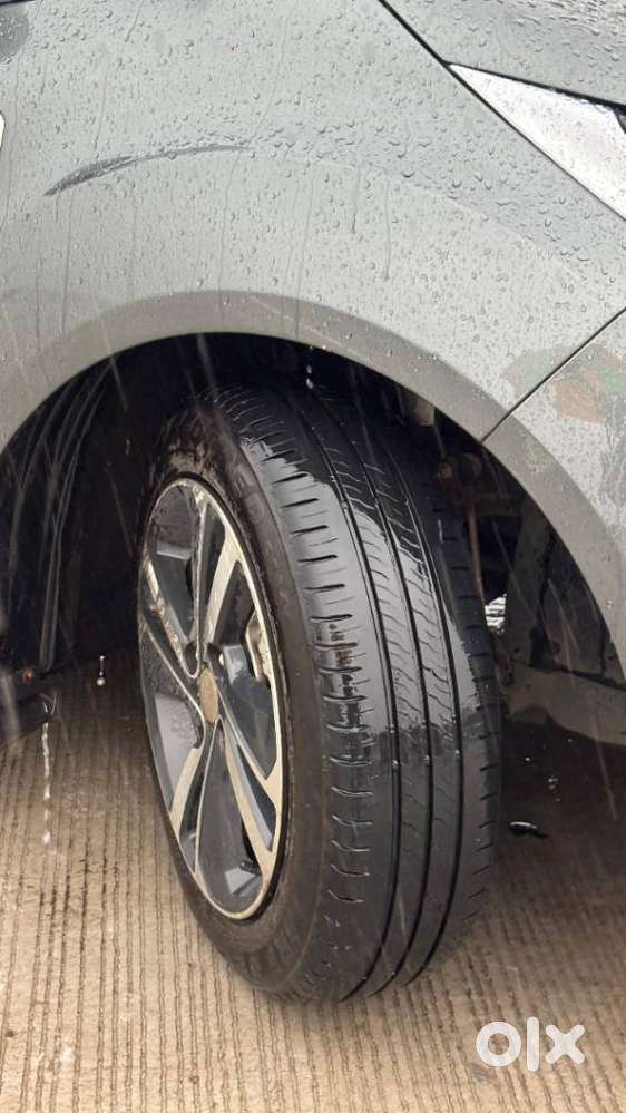 Tata Altroz 1.2 Xza Plus, 2025, Petrol