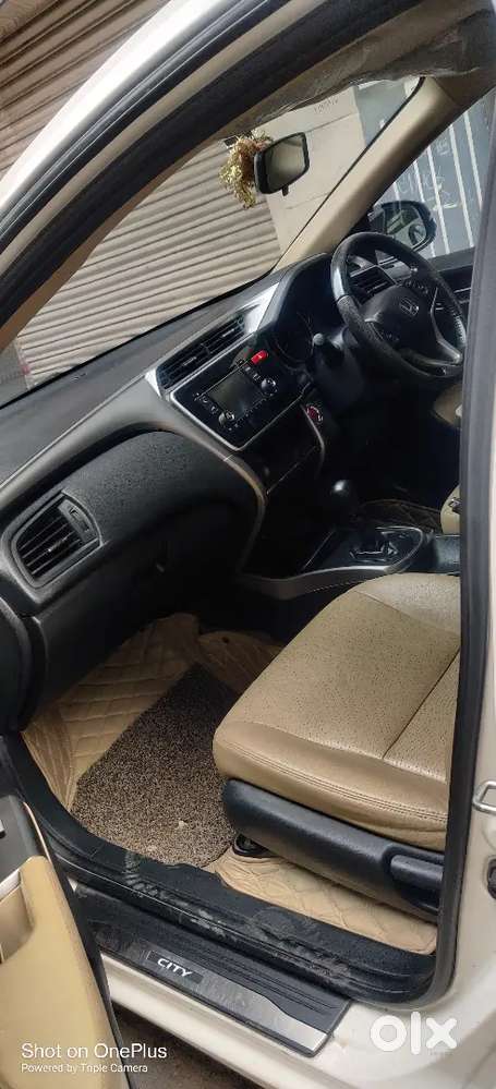 Honda City 2015 Diesel, Sunroof, 67000 Km Driven, V Well Maintained