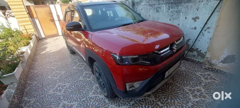 Maruti Suzuki Brezza October 2022 Petrol 22700 Km Driven