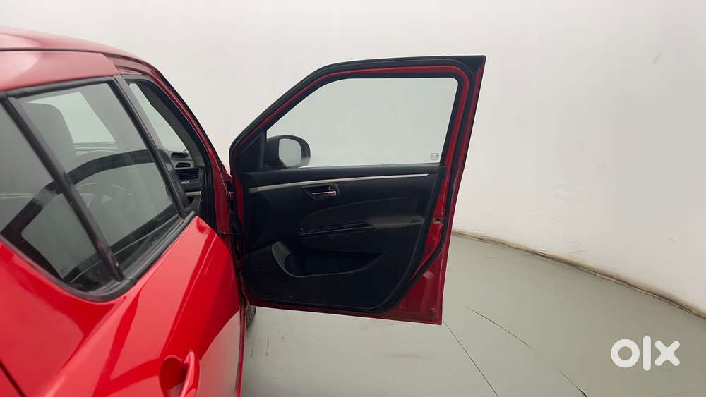 Maruti Suzuki Swift Vvt Vxi, 2016, Petrol