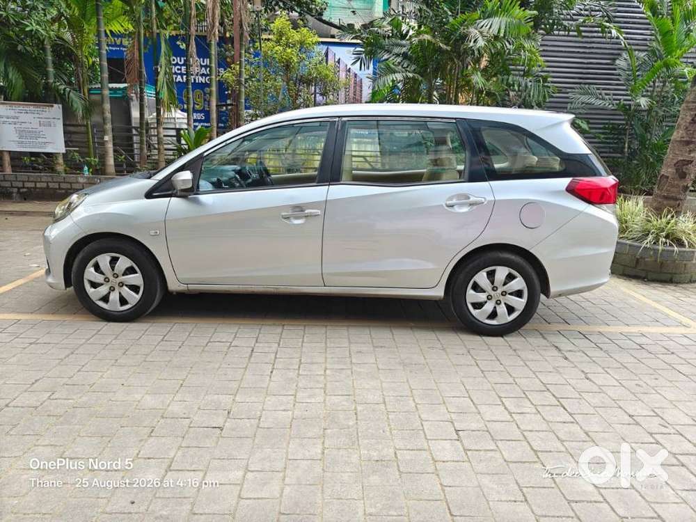 Honda Mobilio 1.5 S I-vtec Mt, 2015, Petrol