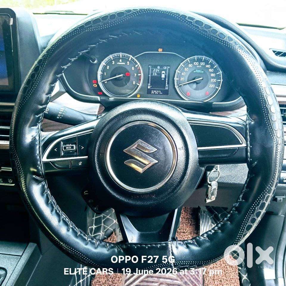 Maruti Suzuki Brezza 1.5 Vxi Smart Hybrid, 2023, Petrol