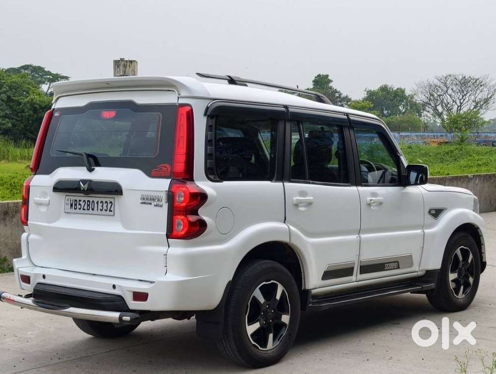 Mahindra Scorpio Classic 2.2 S 11 Mt 7 Str, 2024, Diesel