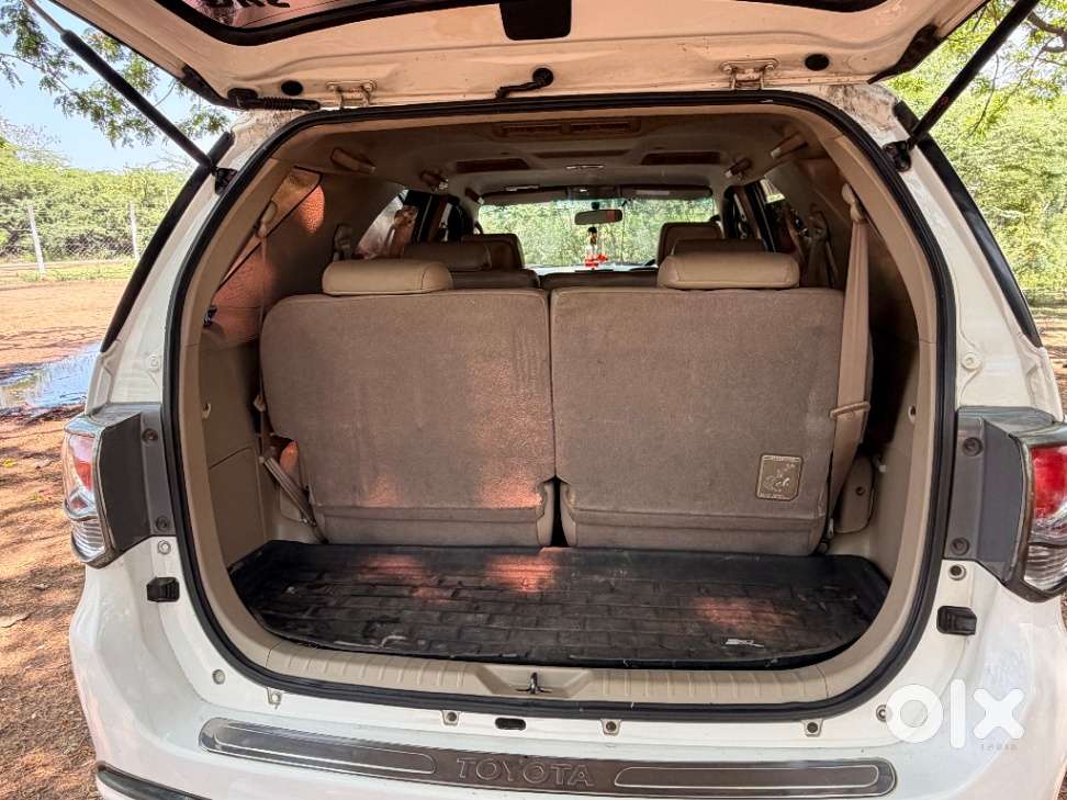 Toyota Fortuner 2011-2016 4x2 At, 2012, Diesel