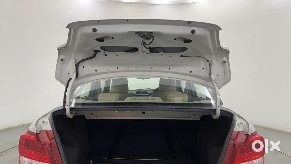 Maruti Suzuki Dzire 1.2 Zxi Amt, 2018, Petrol