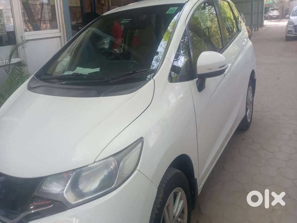 Honda Jazz [2020-2023] 1.2 V I-vtec Mt, 2015, Petrol