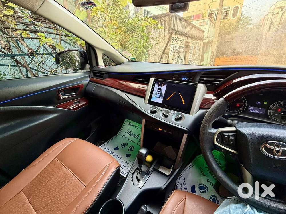 Toyota Innova Crysta 2017 Diesel Well Maintained