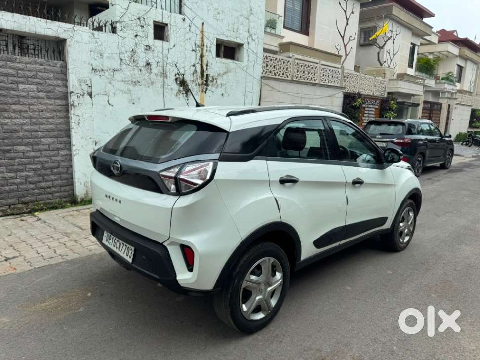 Tata Nexon 1.2 Revotron Xma Amt, 2021, Petrol