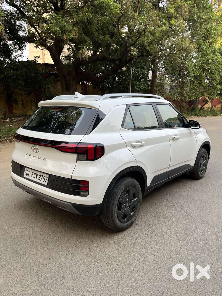 Hyundai Venue S 1.2 Petrol, 2023, Petrol