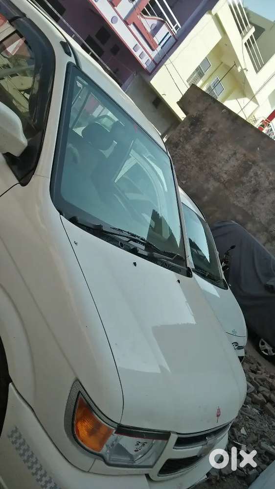 Chevrolet Tavera 2016 Diesel 123000 Km Driven