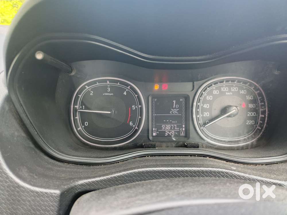Maruti Suzuki Brezza Zxi Plus At, 2019, Diesel