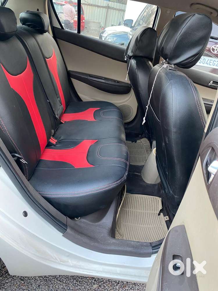 Hyundai I20 Asta 1.4 Crdi With Avn 6 Speed, 2012, Diesel