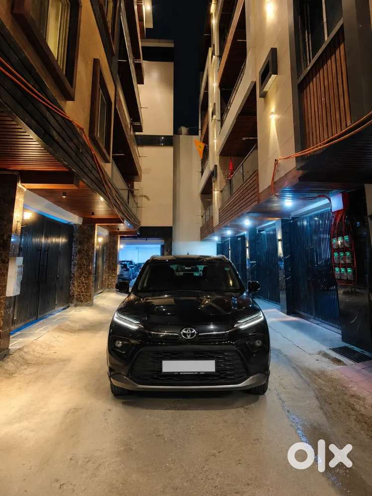 Toyota 2025 Hyryder Less Than 1 Year Company Fitted Cng