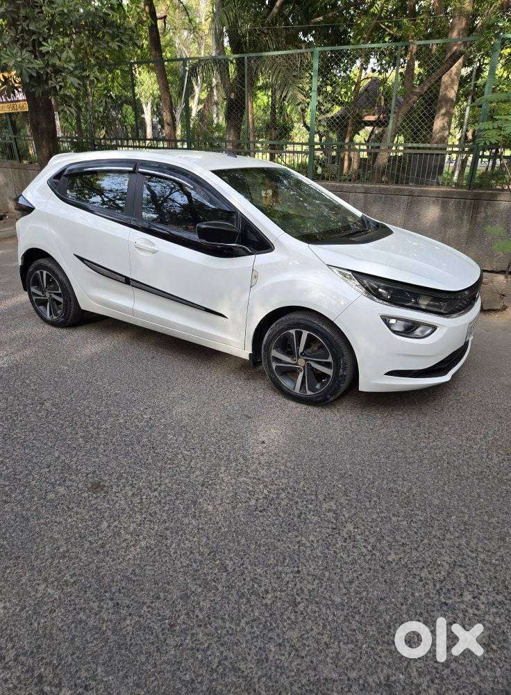 Tata Altroz Xz, 2020, Petrol