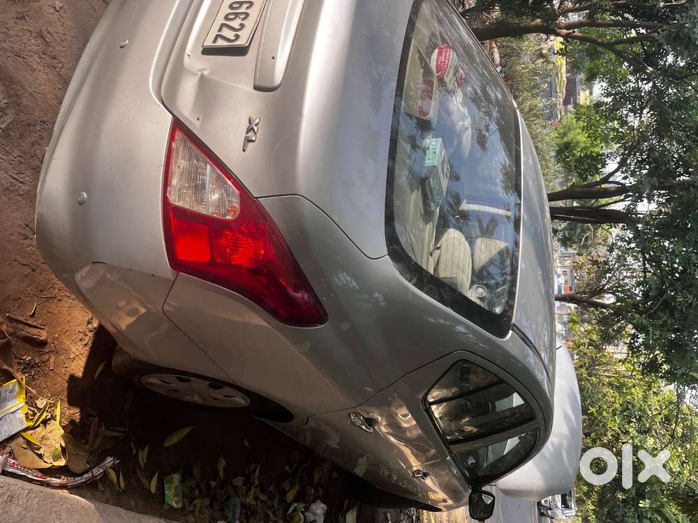 Nissan Sunny 2012 Petrol Good Condition